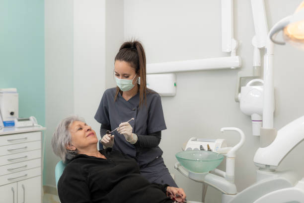 Best Walk-In Emergency Dentist in Newhall, IA